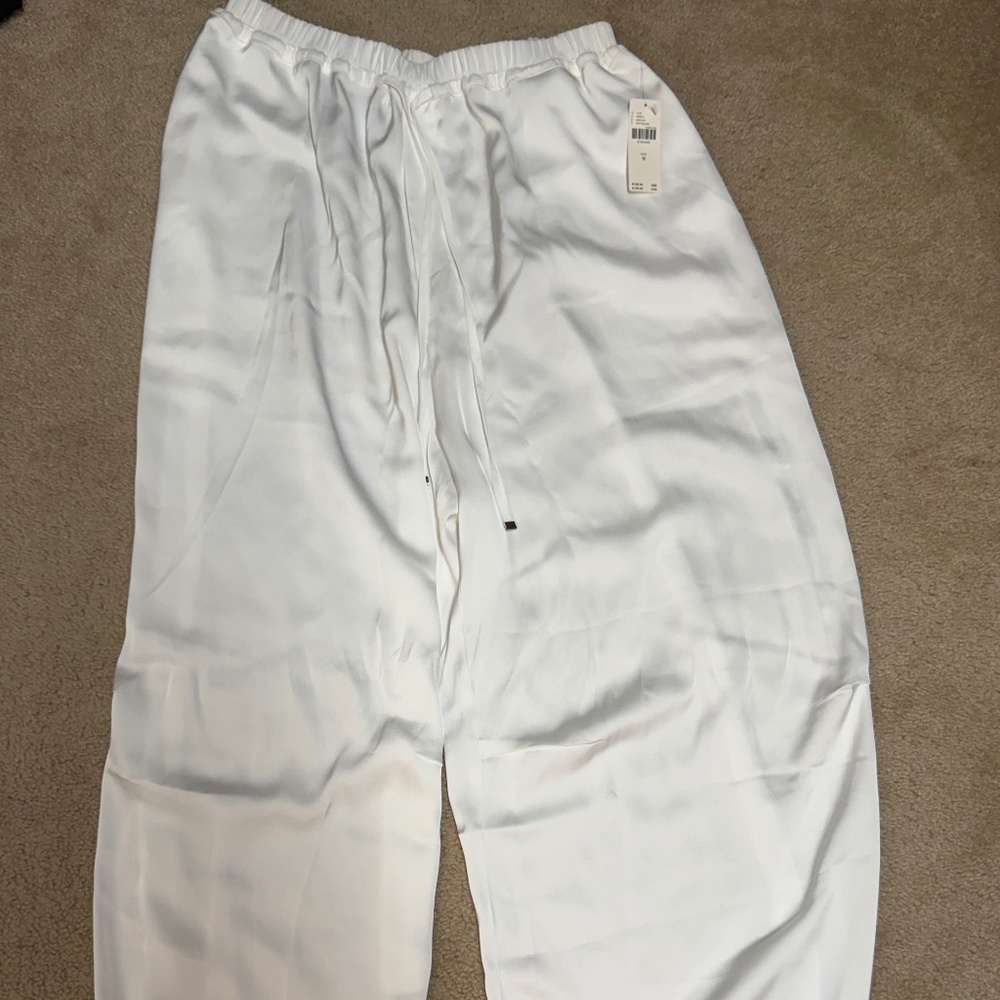 NWT Anthropologie MAEVE Women's Size Medium Silky Parachute Pants In White